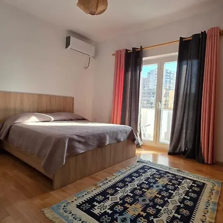The Writers' Neighbor Apartamento